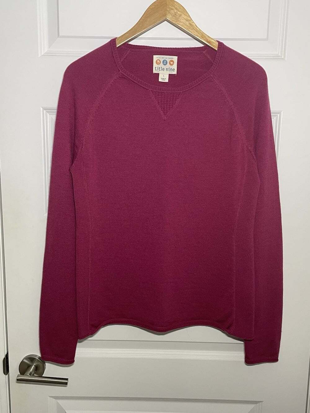 Title Nine Sweater Women L Merino Wool Outdoor Performance Active Fit Stretch